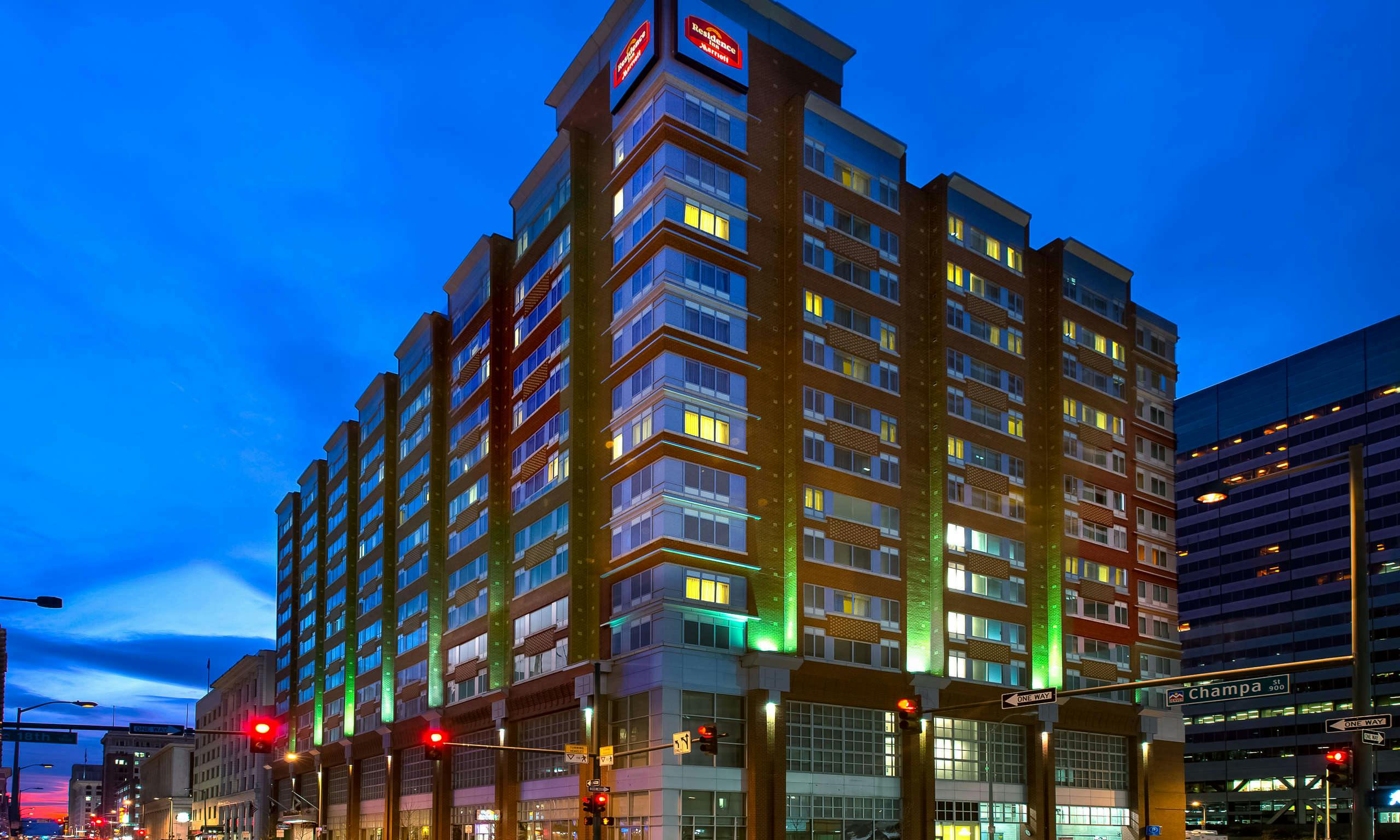 last minute hotel deals denver co